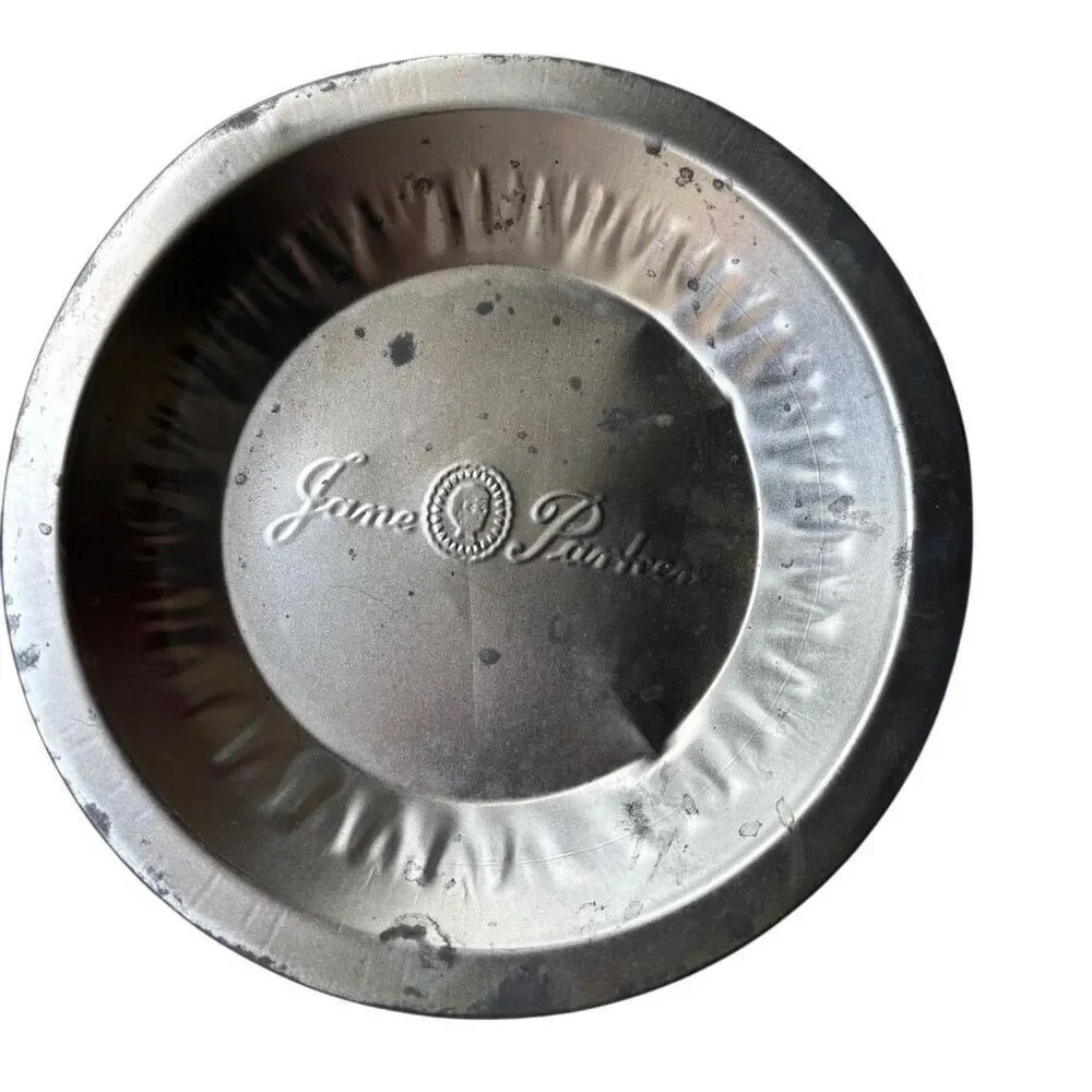 2 Vintage Jane Parker 8” Pie Tins